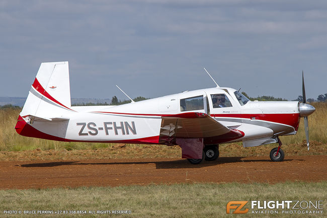 Mooney ZS-FHN Middelburg Airfield FAMB