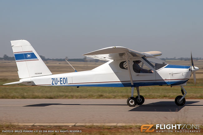 Tecnam ZU-EOI Rhino Park Airfield