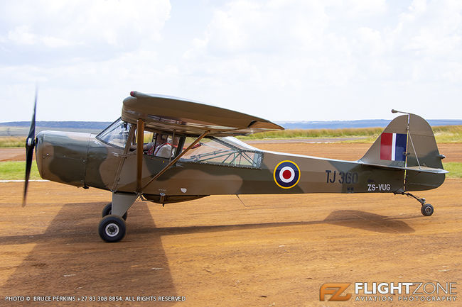 Auster ZS-VUG Middelburg Airfield FAMB