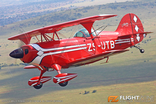 Pitts Special S-2S ZS-UTB FASY