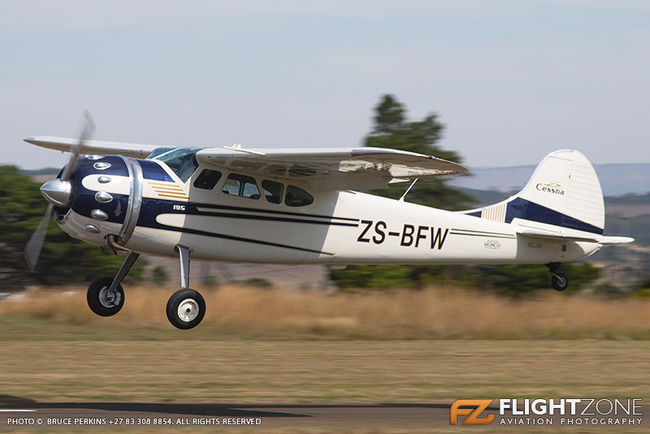 Cessna 195 ZS-BFW Vryheid Airfield FAVY