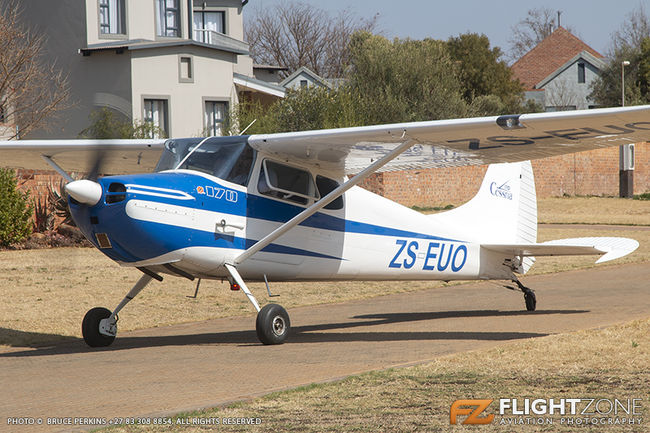 Cessna 170 ZS-EUO Coves Airfield