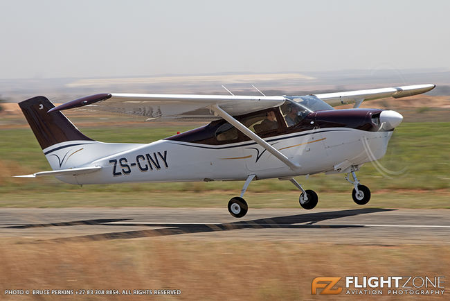 Cessna 210 ZS-CNY Syferfontein Airfield FASY