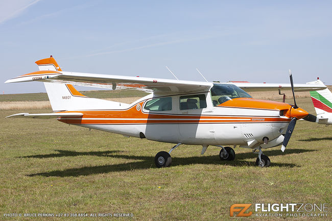 Cessna 210 Centurion N4810Y Parys Airfield FAPY