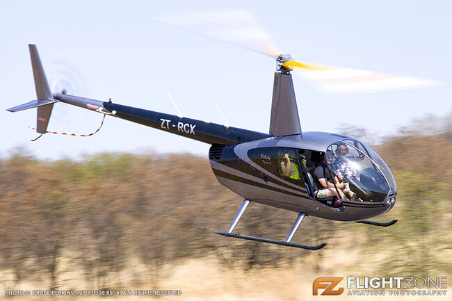 Robinson R44 ZT-RCX Kittyhawk Airfield FAKT