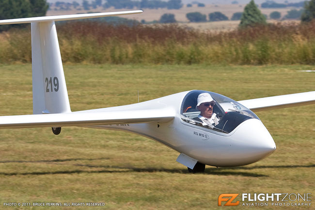 Schleicher ASW-19B ZS-GLR Bultfontein Airfield