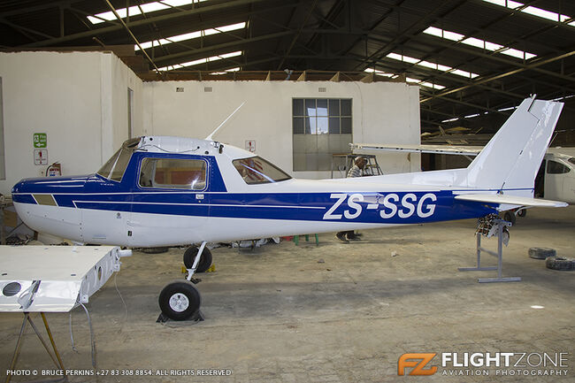 Cessna 152 ZS-SSG Rand Airport FAGM