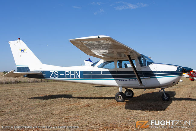 Cessna 172 Skyhawk ZS-PHN Bultfontein Airfield