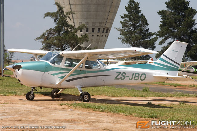 Cessna 172 ZS-JBO Grand Central FAGC