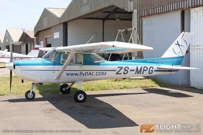 Cessna 152 ZS-MPG Virginia Airport FAVG