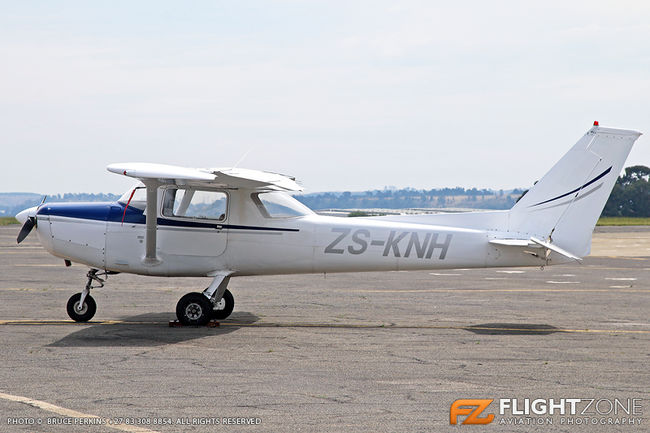 Cessna 152 ZS-KNH Rand Airport FAGM