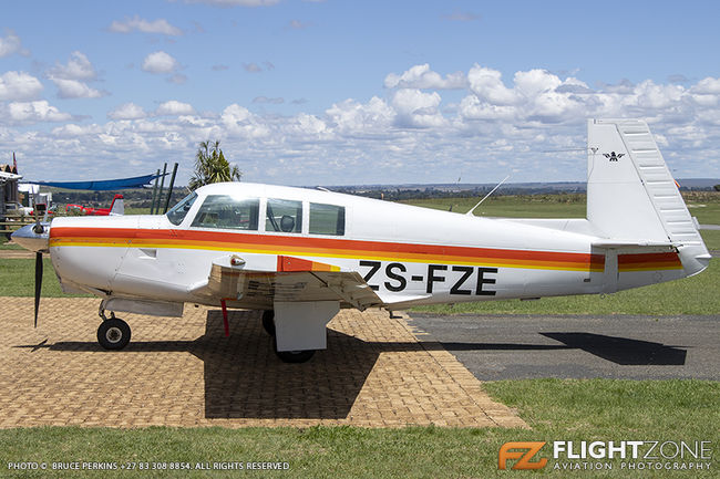 Mooney ZS-FZE Krugersdorp Airfield FAKR