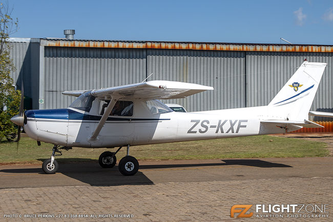 Cessna 152 ZS-KXF Brakpan Airfield FABB