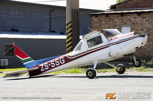 Cessna 152 ZS-SSG Rand Airport FAGM