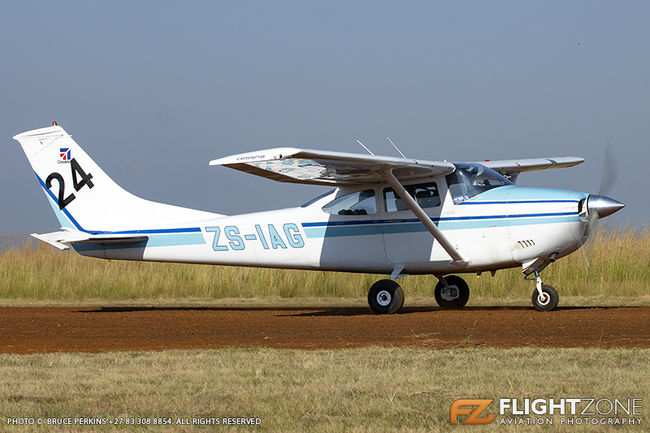 Cessna 182 Skylane ZS-IAG Middelburg Airfield FAMB