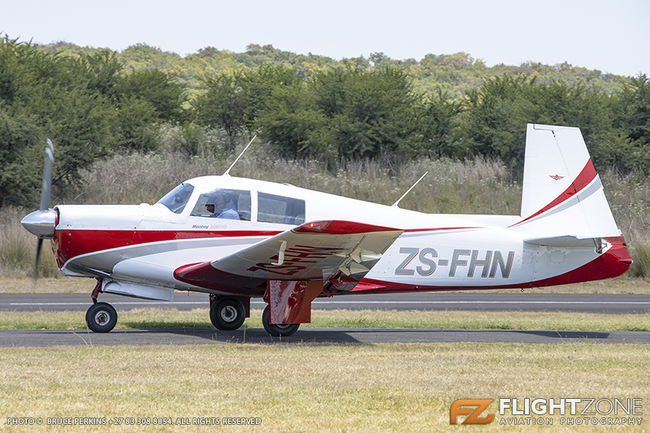 Mooney ZS-FHN Kittyhawk Airfield FAKT