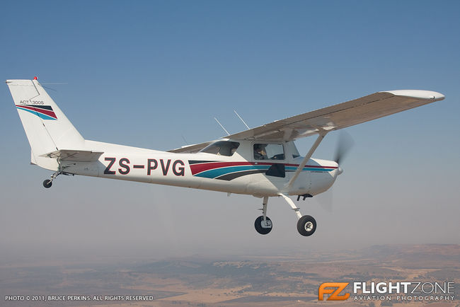 ZS-PVG Cessna 152 Taildragger