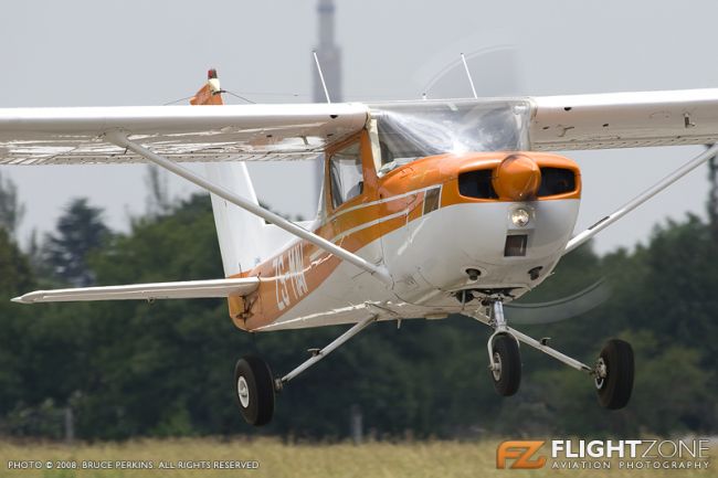 Cessna 152 ZS-MAV Springs Airfield FASI 150