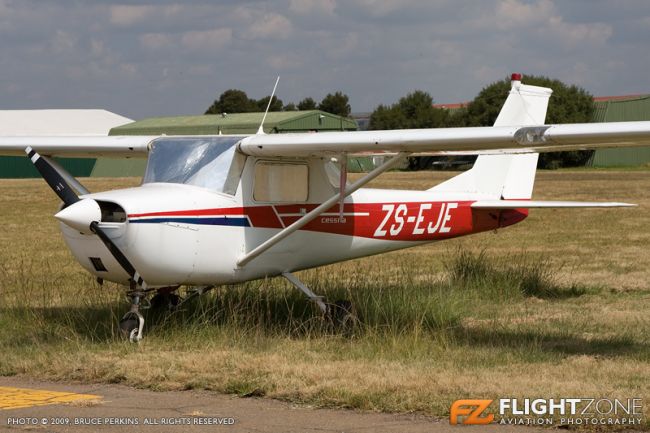 Cessna 150  ZS-EJE Krugersdorp Airport FAKR