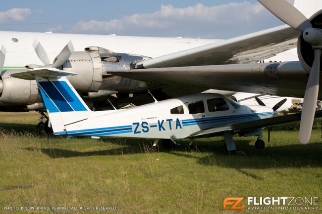 Piper PA-28R Arrow IV ZS-KTA Rand Airport FAGM PA-28 Cherokee