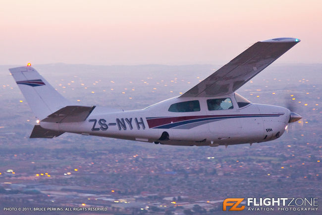 Cessna 210 ZS-NYH Rand Airport FAGM