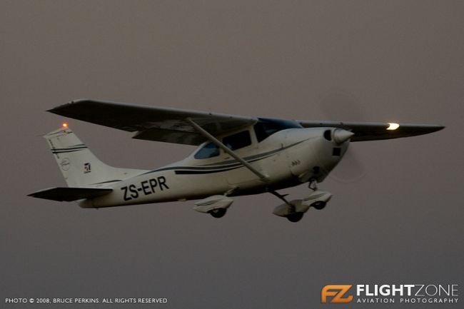 Cessna 182 Skylane ZS-EPR Rand Airport FAGM