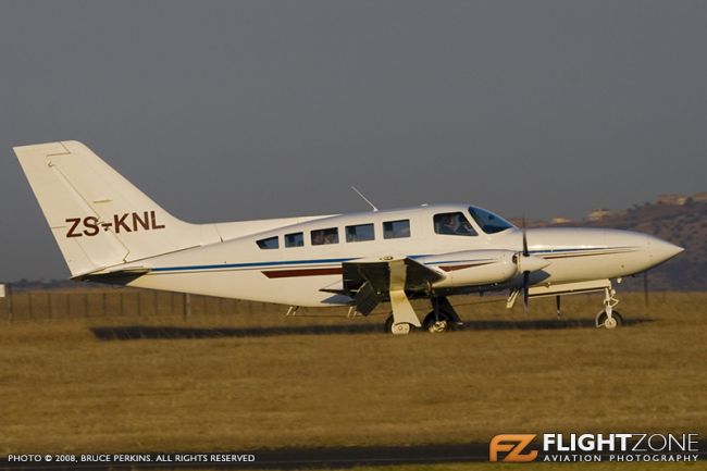 Cessna 402 ZS-KNL Rand Airport FAGM