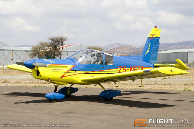 Zlin 142 ZS-NEM Rustenburg Airport FARG