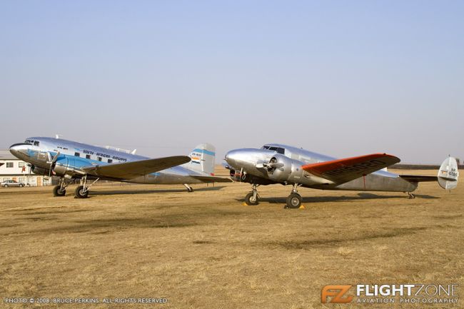 Douglas DC3 C-47 Dakota ZS-BXF Lockheed 12A Electra Junior F-AZLL NR16020 R