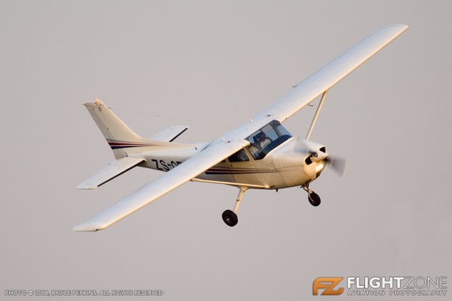 Cessna 172 Skyhawk ZS-OFV Rand Airport FAGM