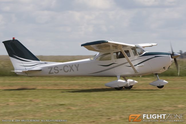 Cessna 172 Skyhawk ZS-CXY Bultfontein Airfield