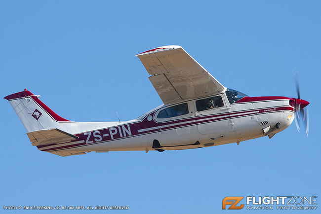 Cessna 210 ZS-PIN Rand Airport FAGM