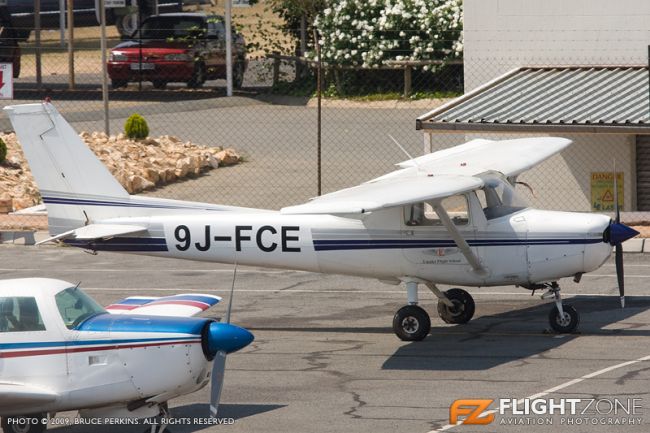 Cessna 152 9J-FCE Lanseria Airport FALA