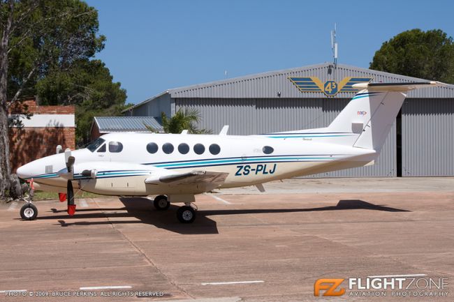 Beechcraft King Air 200 ZS-PLJ Port Alfred Airport FAPA