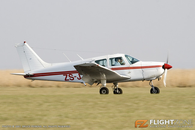 Piper PA-28 Cherokee Rand Airport FAGM