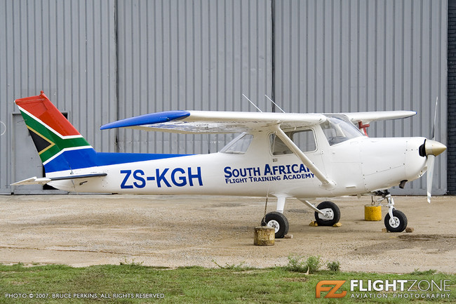 Cessna 152 ZS-KGH Rand Airport FAGM