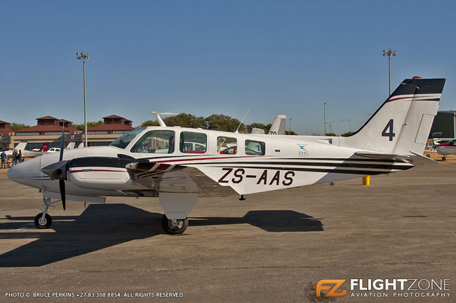 Beechcraft Baron 58 ZS-AAS Mafikeng Airport FAMM