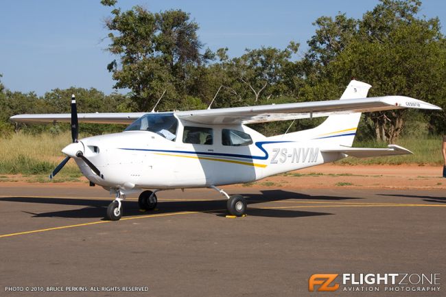 Cessna 210 Centurion ZS-NVM Zebula Lodge