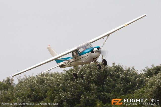 Cessna 152 ZS-LSP Virginia Airport FAVG