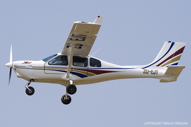 Jabiru ZU-EJT Parys Airport FAPY