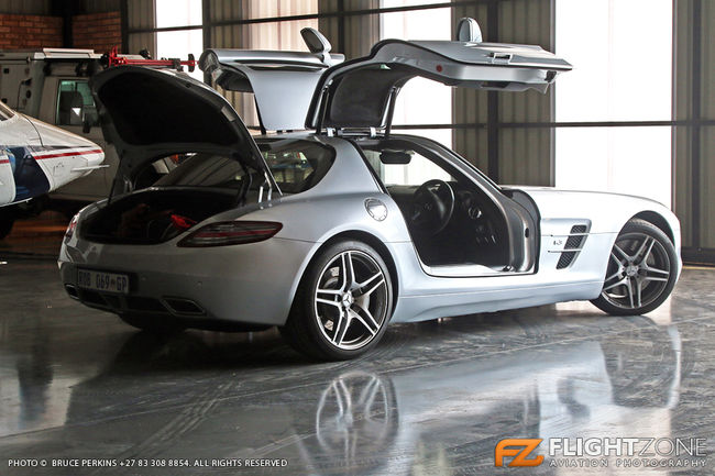 Mercedes SLS Rand Airport FAGM