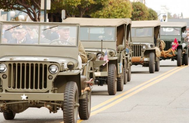 Auburn Veteran's Day Parade