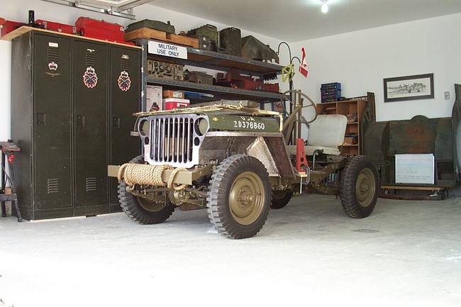 Jeep_in_new_garage_01