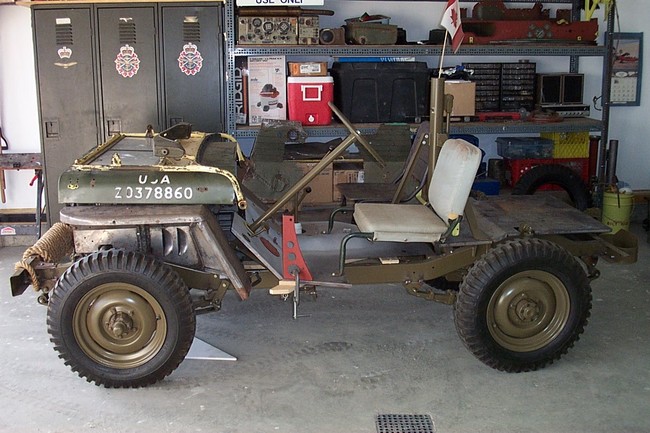 Jeep_in_new_garage_04