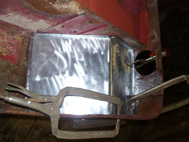 underside of rh tool box floor