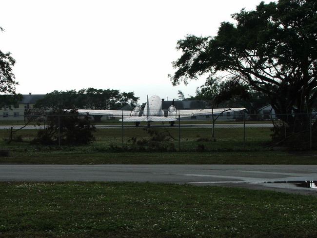 2005_1211Opa_Locka_Airport0014