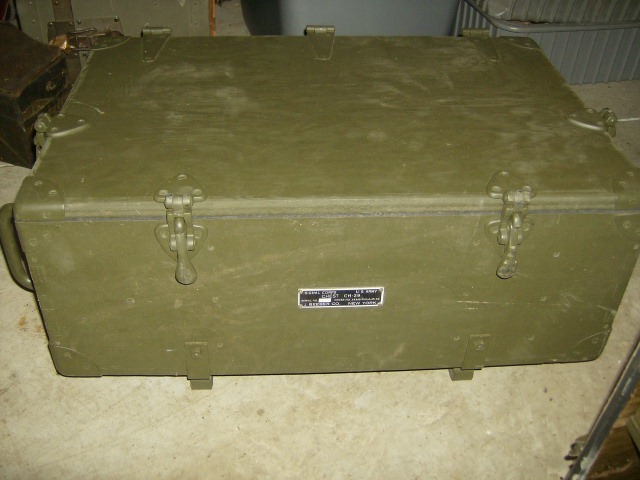 CH-27 Radio Chest