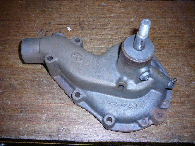 G742 Water Pump